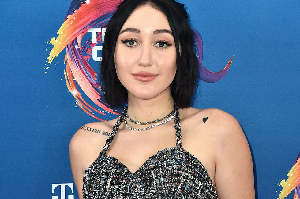 Noah Cyrus Shares Struggle With Depression, Anxiety