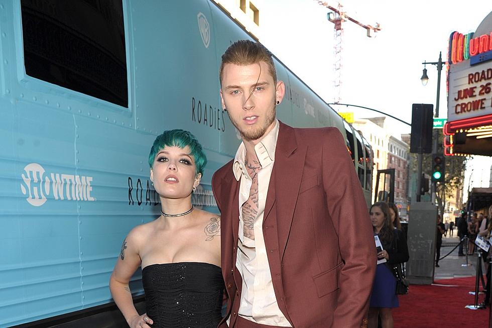 980px x 653px - Machine Gun Kelly Insists He Hooked Up With Halsey