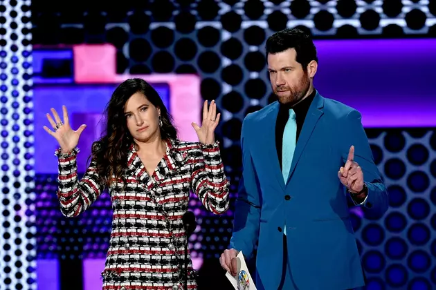 2018 AMAs Presenter Billy Eichner Urges Young People to Vote &#8216;Like Taylor Swift Told You To&#8217;