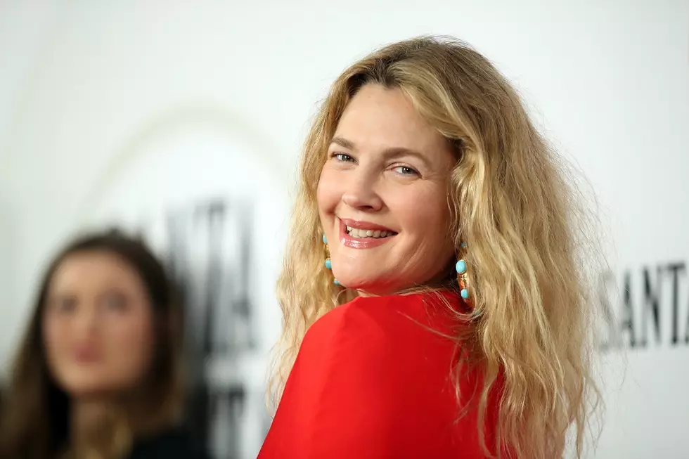 Did This In-Flight Magazine Fake an Interview With Drew Barrymore?