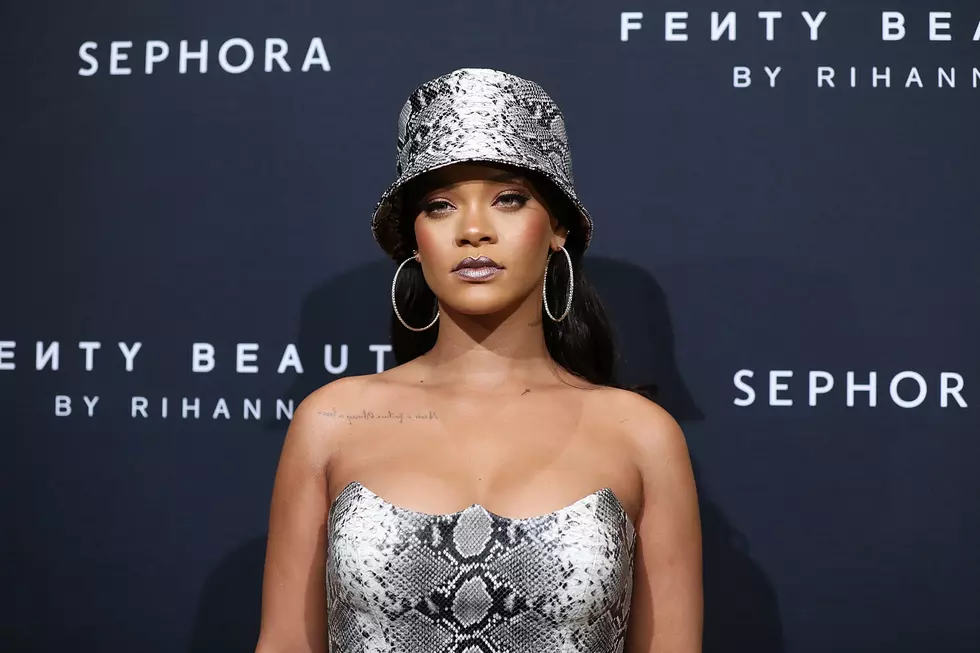 Rihanna Reportedly Turned Down Playing The Super Bowl Halftime Show In Support of Colin Kaepernick