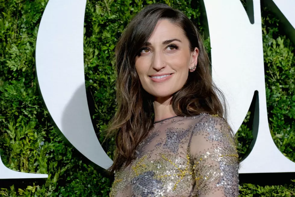 Mix Entertainment Fix: Sara Bareilles Announces New Radio Single