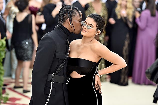 Travis Scott Shouts Out &#8216;Wifey&#8217; Kylie Jenner Amid Cheating Allegations