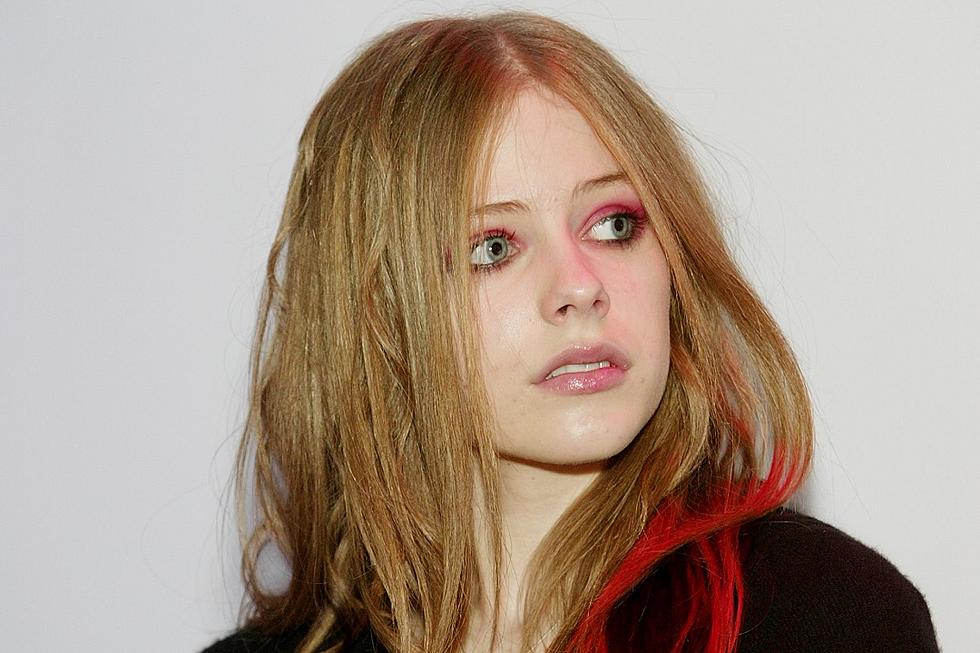 Avril Lavigne Wants You to Know She Did *Not* Die in 2003