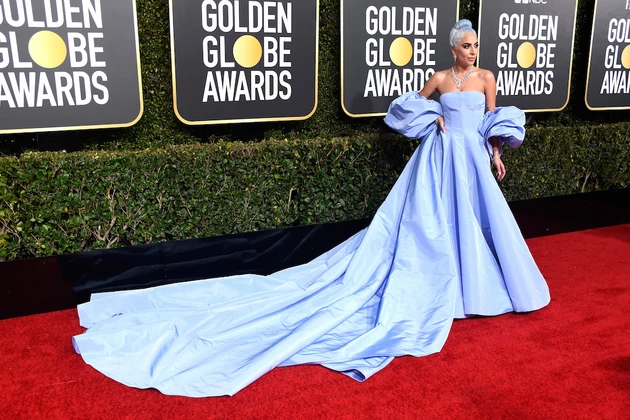 Lady Gaga Emotional During &#8216;Shallow&#8217; Golden Globes 2019 Win