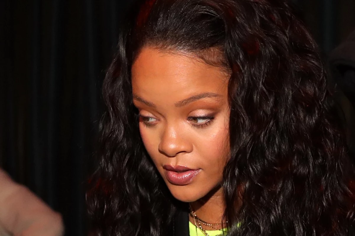This Story About Rihanna Using A Public Bathroom Is Everything