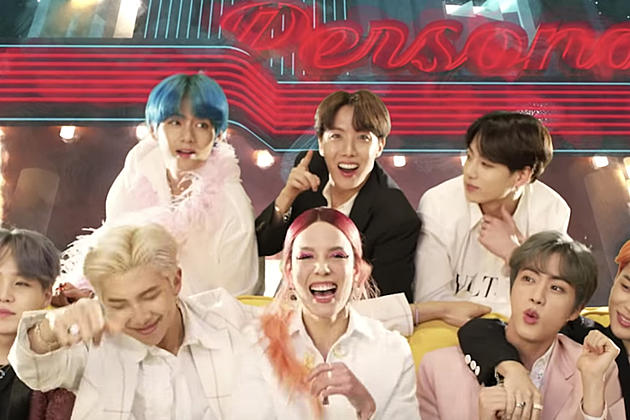 Halsey Gives BTS Members Matching Friendship Bracelets Ahead of BBMAs