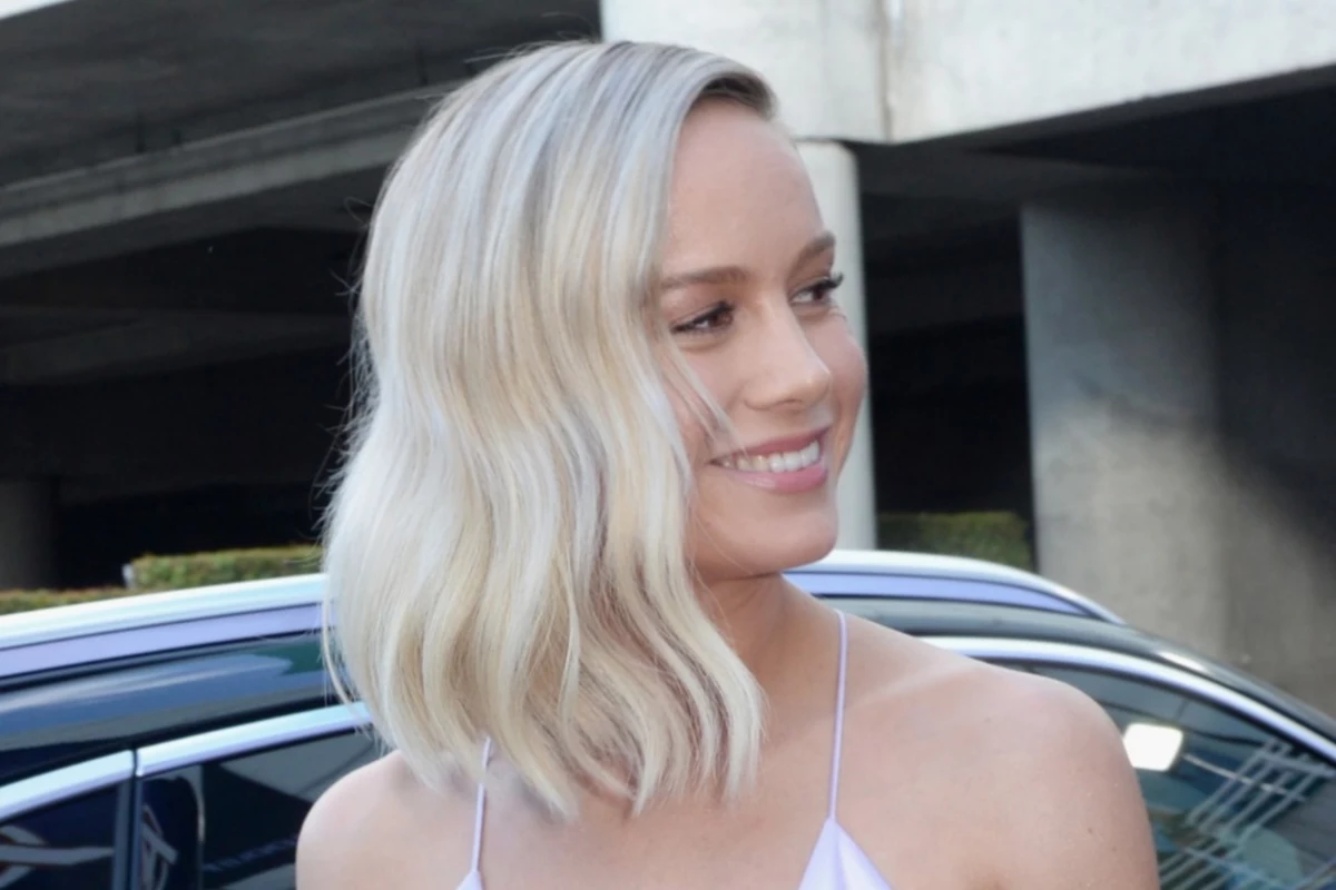 1200px x 800px - Brie Larson Covers Ariana Grande in New Video