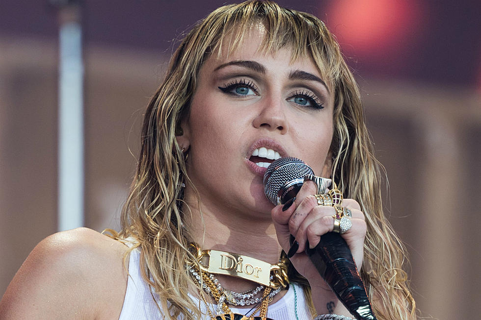 Miley Cyrus’ Bittersweet Breakup Single ‘Slide Away’ Seems to Reference Liam Hemsworth Split