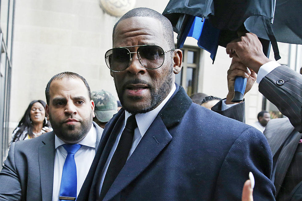 R. Kelly Arrested on Sex Trafficking Charges: Report