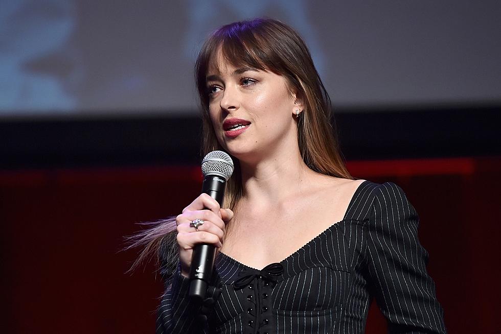 Dakota Johnson Explains Why Her Tooth Gap Is Missing, Admits She’s ‘Sad’ About It