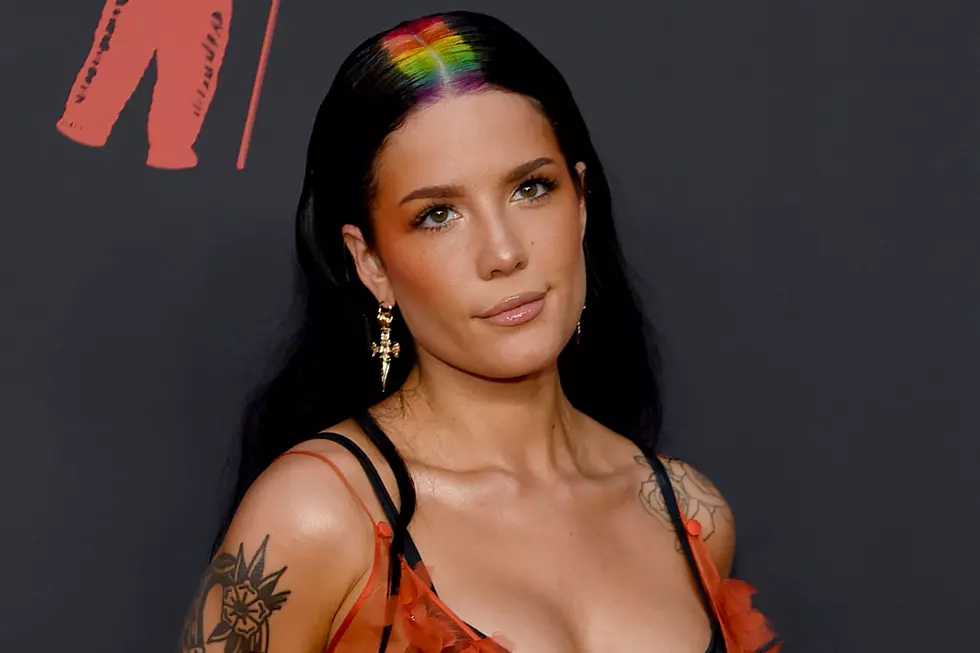 Halsey Responds to VMAs Texting Criticism, Rumors That She Brought Her Ex to the Award Show
