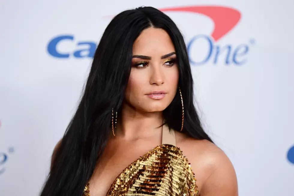 Demi Lovato’s Nude Photos Leak Online After Snapchat Hack