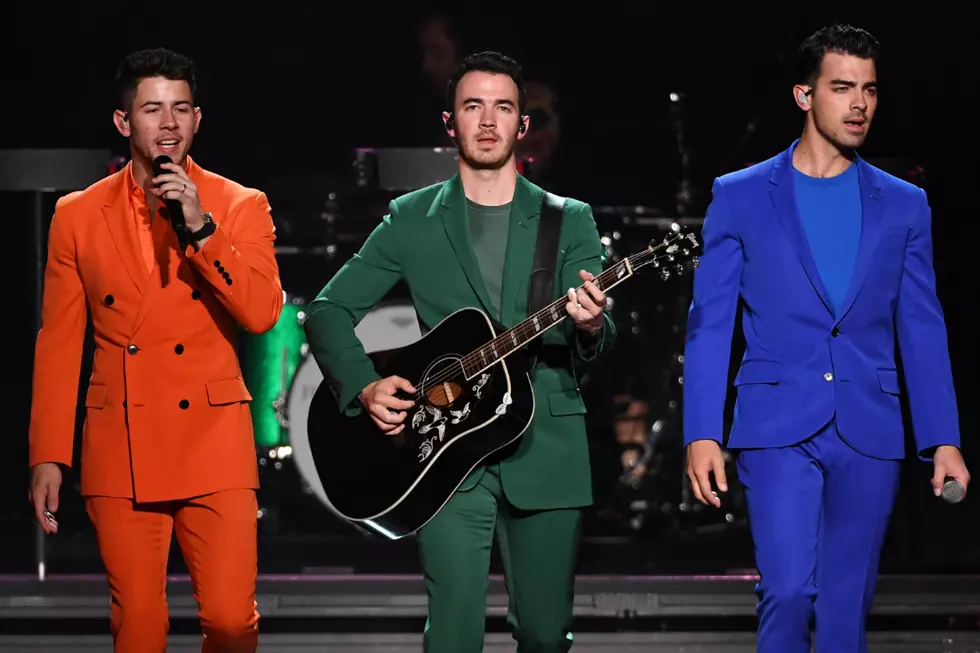 Jonas Brothers Announce Christmas Song &#8216;Like It&#8217;s Christmas&#8217;