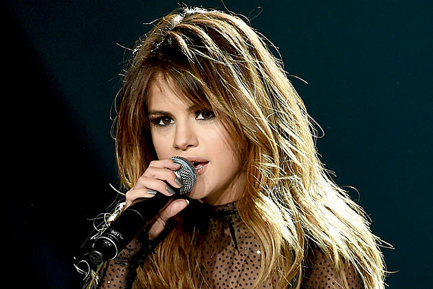 Selena Gomez Admits the Last Two Years of Her Life Were a &#8216;S&#8211;tshow&#8217;