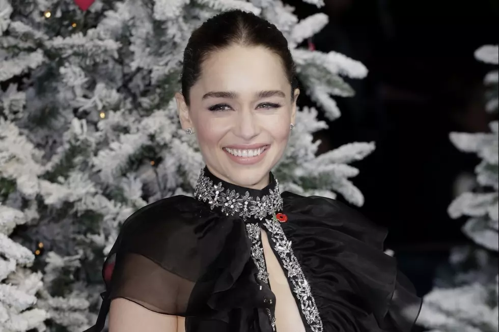 No More Selfies For Emilia Clarke