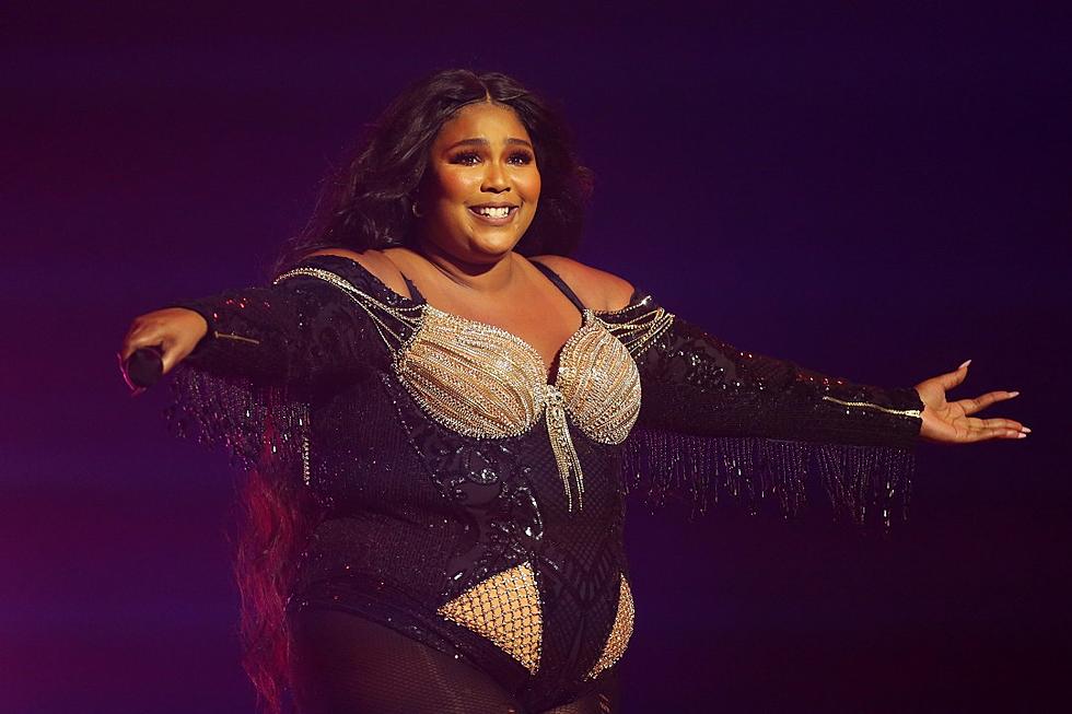 Lizzo Takes Time out of Tour to Volunteer at Australian Food Bank