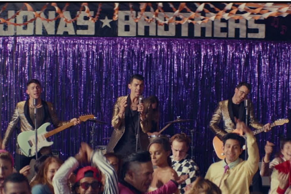 Jonas Brothers&#8217; &#8216;What A Man Gotta Do&#8217; Lyrics — Watch the Classic Movies Inspired Music Video