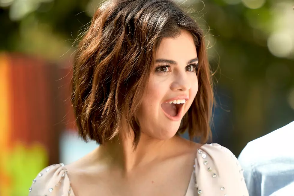 Selena Gomez Reportedly Stung by Painful Man O’ War Jellyfish During Hawaii Vacation