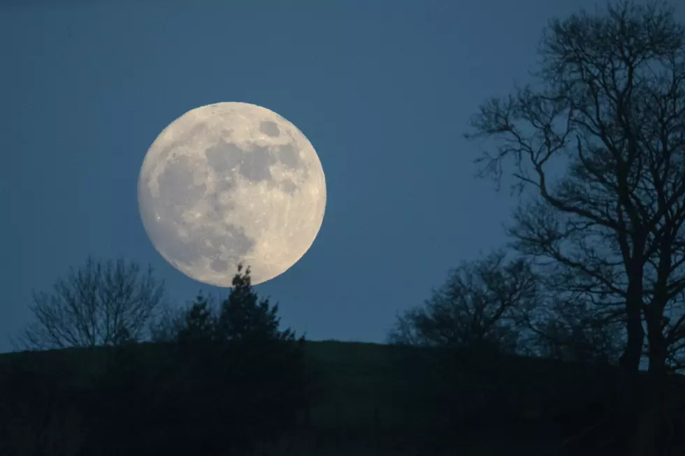 First Full Moon Of The Decade Will Be During A Luner Eclipse