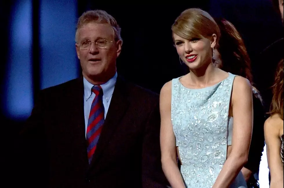 Taylor Swift’s Father Reportedly Fights Off Home Intruder