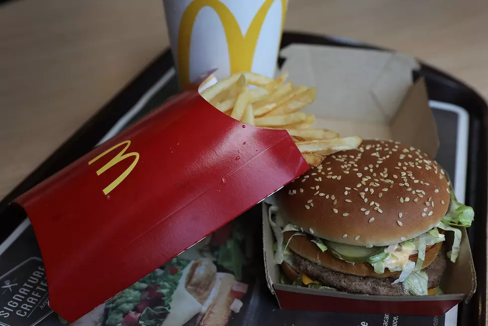 World Record Set at 32 Big Macs Eaten in 38 Minutes