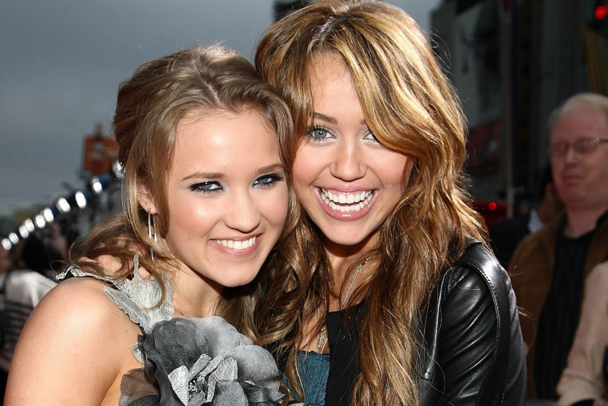 Miley Cyrus Reunites With 'Hannah Montana' Co-Star Emily Osment