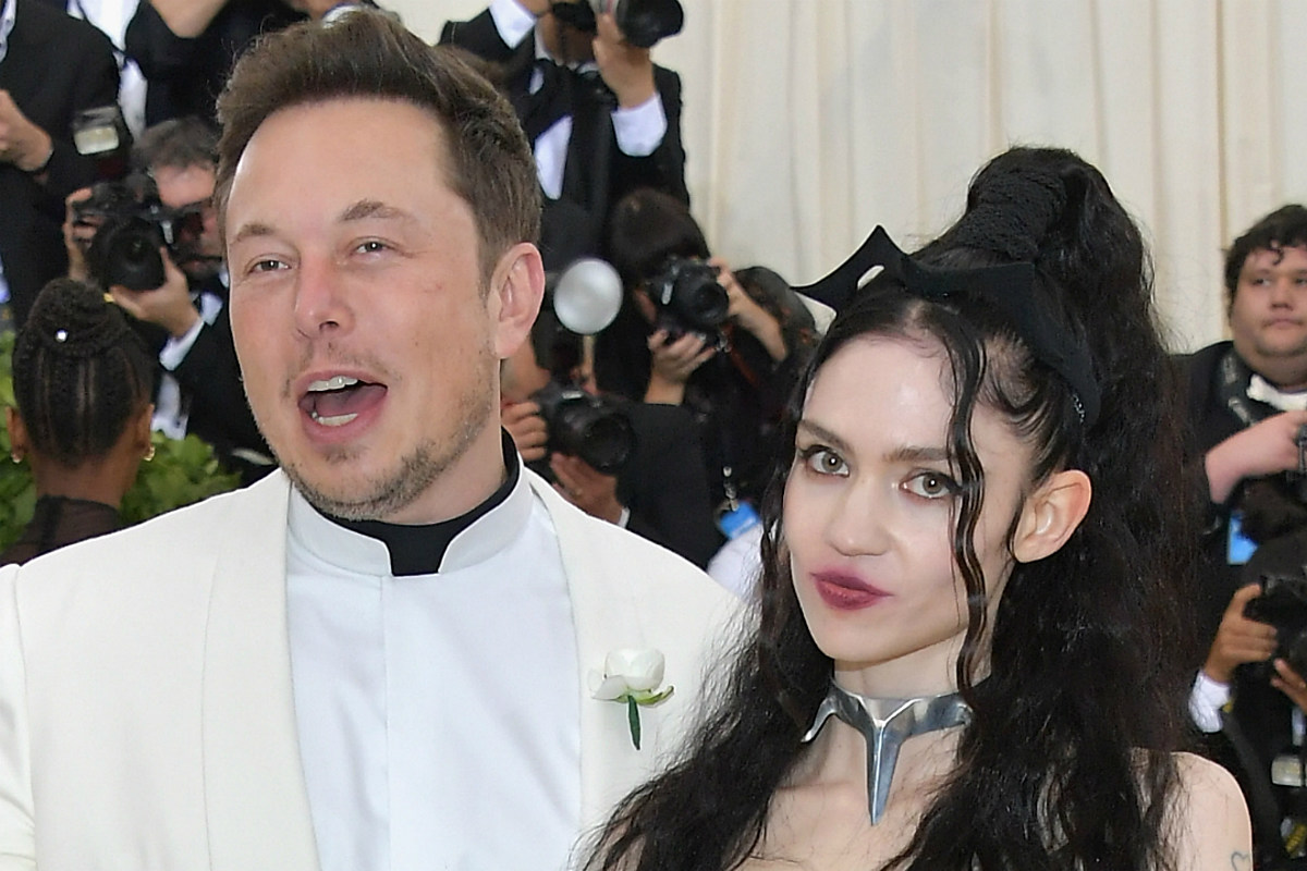 Grimes Responds to Elon Musk's Baby Name Typo Correction