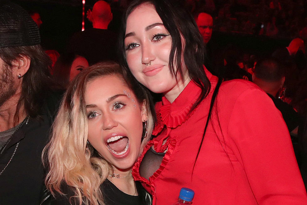 Is Noah Cyrus Biologically Related To Miley?