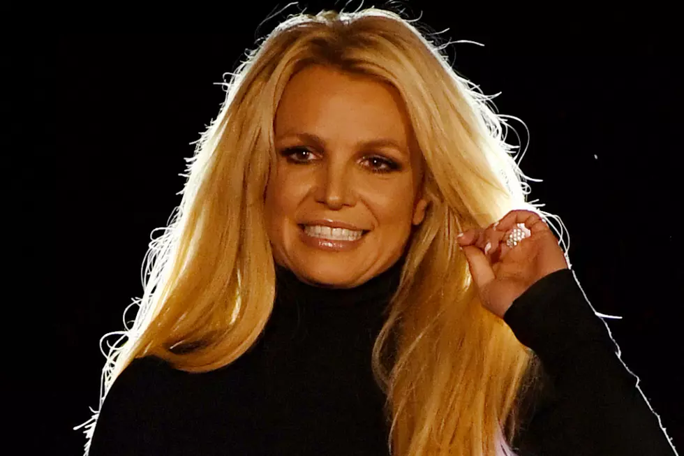 Britney Spears Debuts Cute New Bangs and Makeup Look: See Photos!