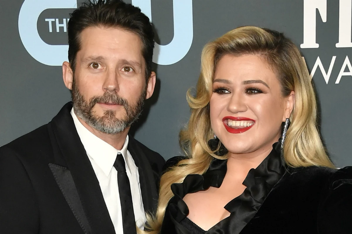It's Over: Kelly Clarkson Files for Divorce From Husband Brandon Black...