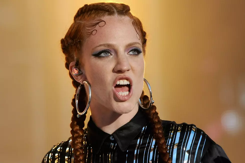 Jess Glynne Claims She Was ‘Discriminated’ Against When Kicked Out of Restaurant