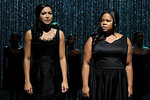 &#8216;Glee&#8217; Cast Members Gather at Lake Where Naya Rivera Died