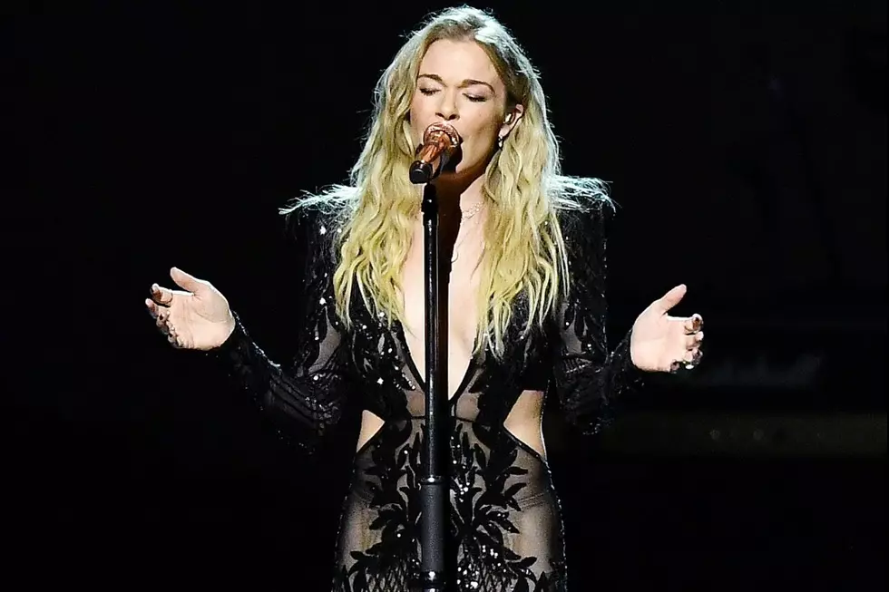 LeAnn Rimes Shares Nude Photos To Be &#8216;Unabashedly Honest&#8217; About Her Psoriasis