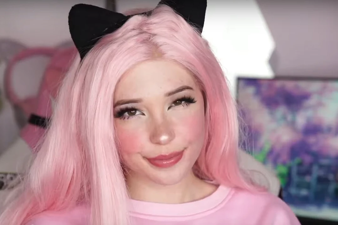 Belle delphine im back