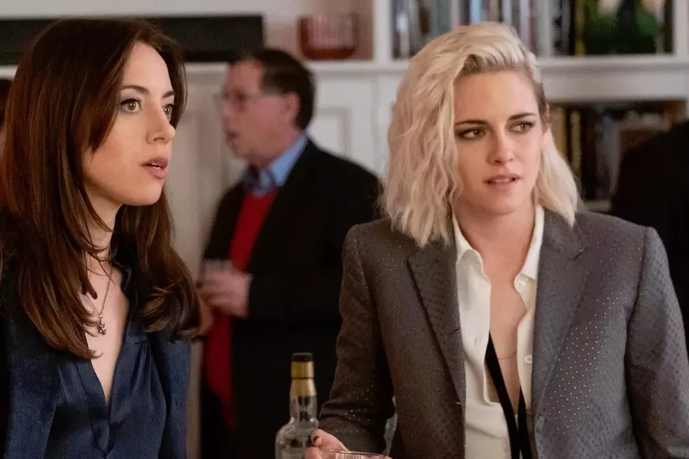 Aubrey Plaza Reveals Kristen Stewart Got COVID-19 While Filming Their New Christmas Movie