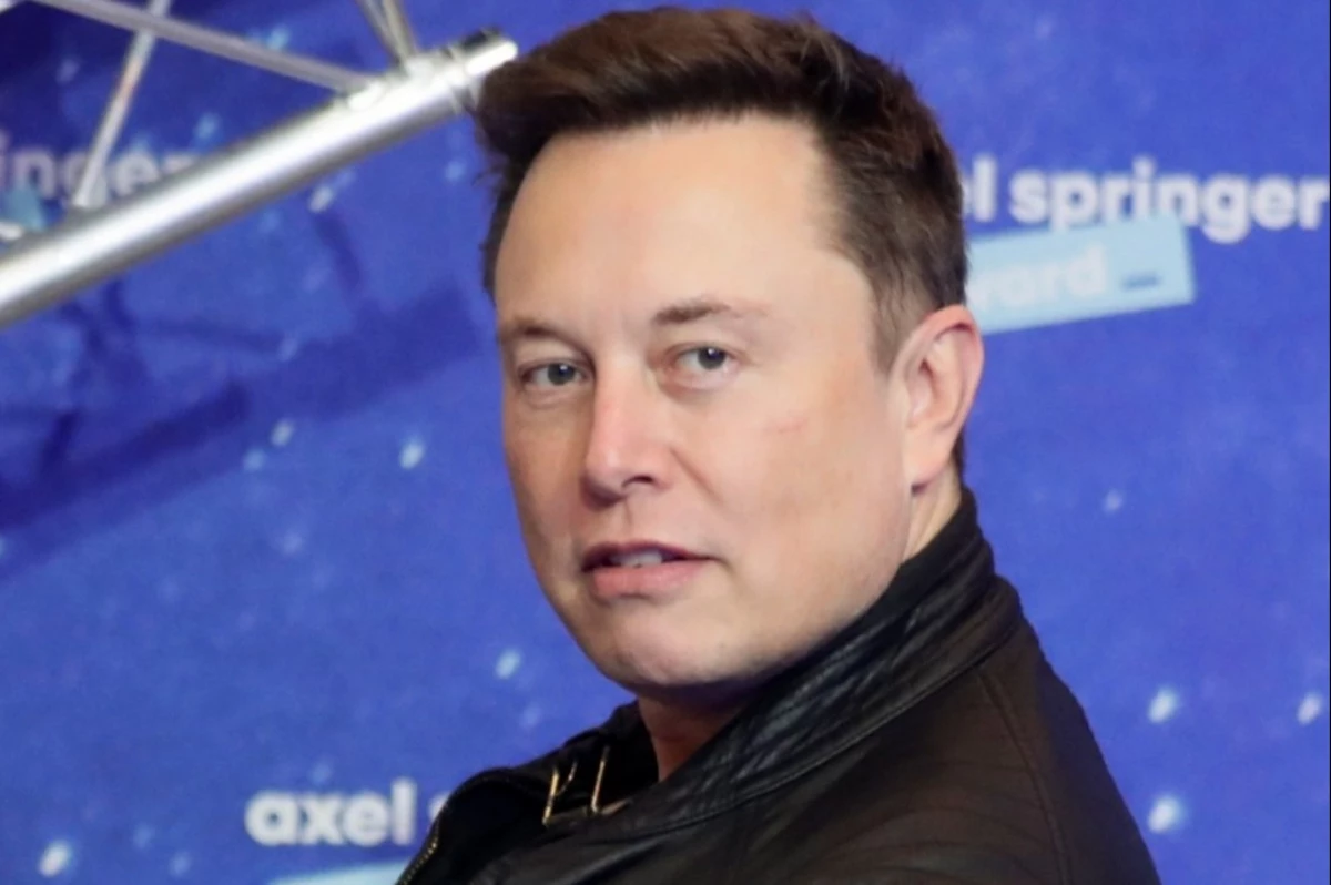 Elon Musk Criticized for Harmful Tweet About Pronouns