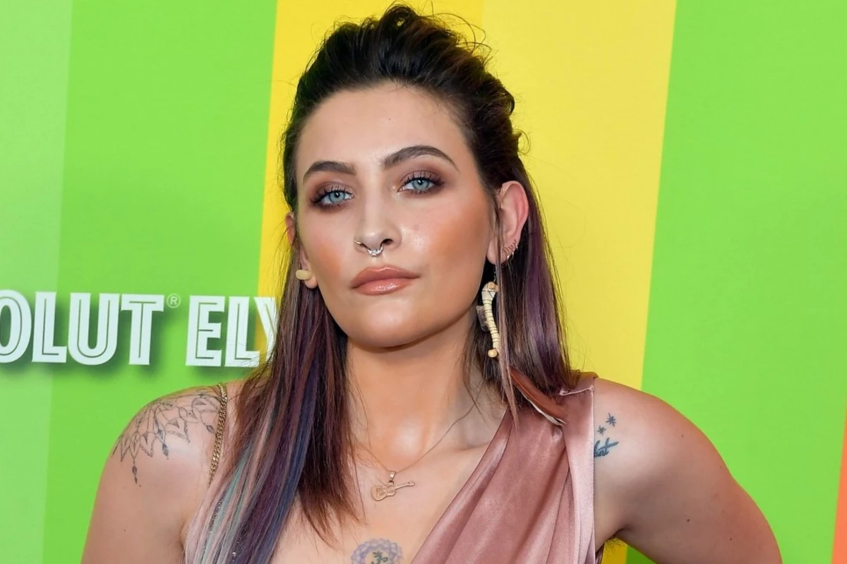 How Paris Jackson Dealt With Coming Out to Her Family