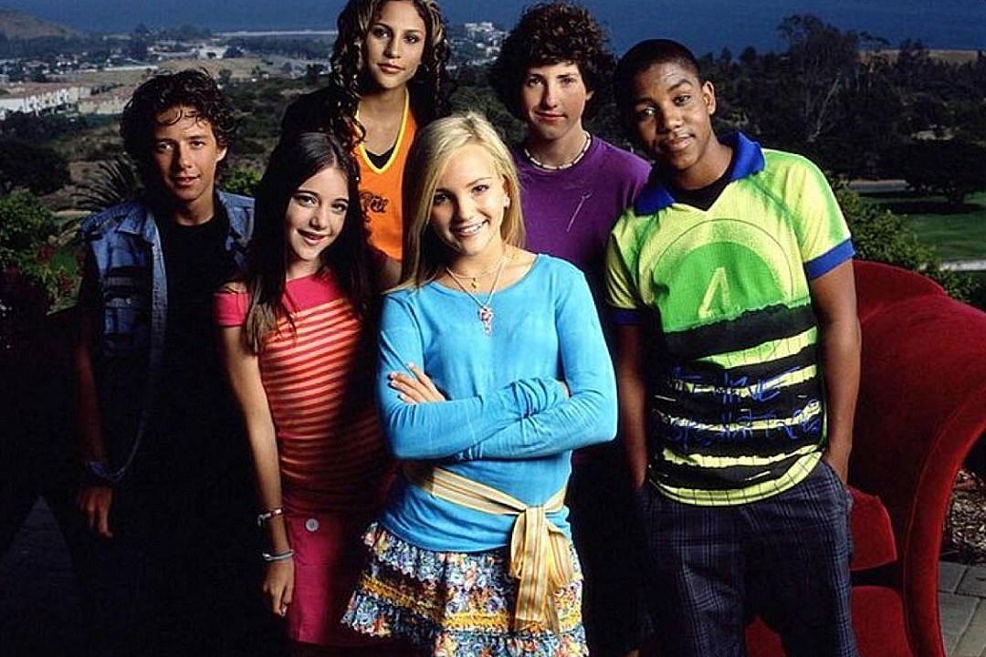 Zoey 101 Cast Porn - 25 TV Shows Rocked By Major Controversies