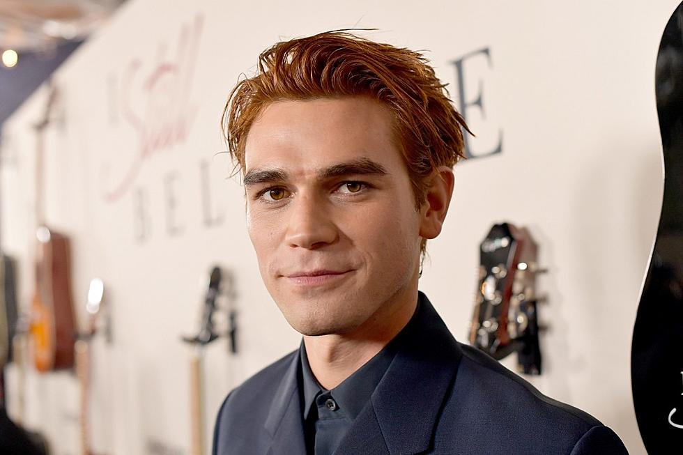 KJ Apa Wants to Join ‘RuPaul’s Drag Race’ as Fifi