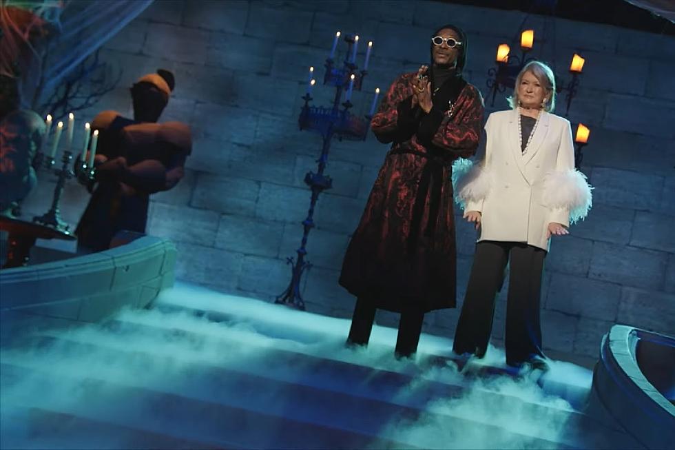 This Halloween Martha Stewart and Snoop Dogg Want You to Get Baked — Sorry, Baking!