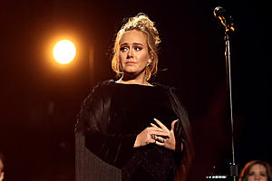 Adele Reunited With Her Old English Teacher During a Concert...