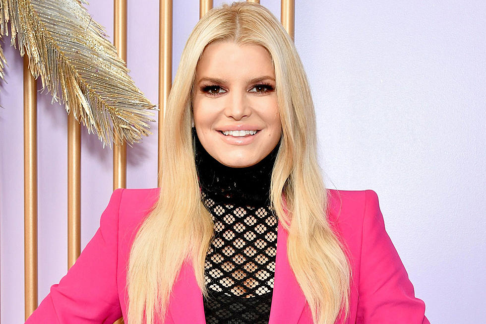 Jessica Simpson Marks Fourth Anniversary of Sobriety With &#8216;Unrecognizable&#8217; Throwback Photo
