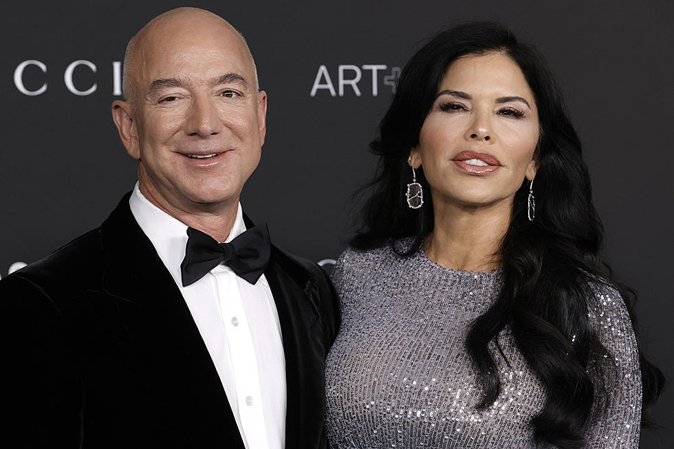 Who Is Jeff Bezos’ Girlfriend Lauren Sanchez?