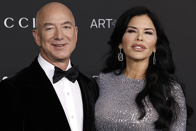 Who Is Jeff Bezos&#8217; Girlfriend Lauren Sanchez?