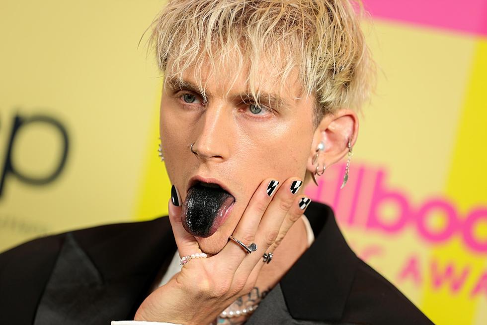 Machine Gun Kelly Is &#8216;Sick of Smiling on Days When I Don&#8217;t Feel Like Smiling&#8217;