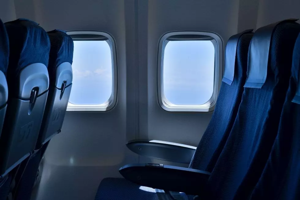 Why the Middle Seat Passenger on the Plane Should Get Both Armrests, According to Travel Expert