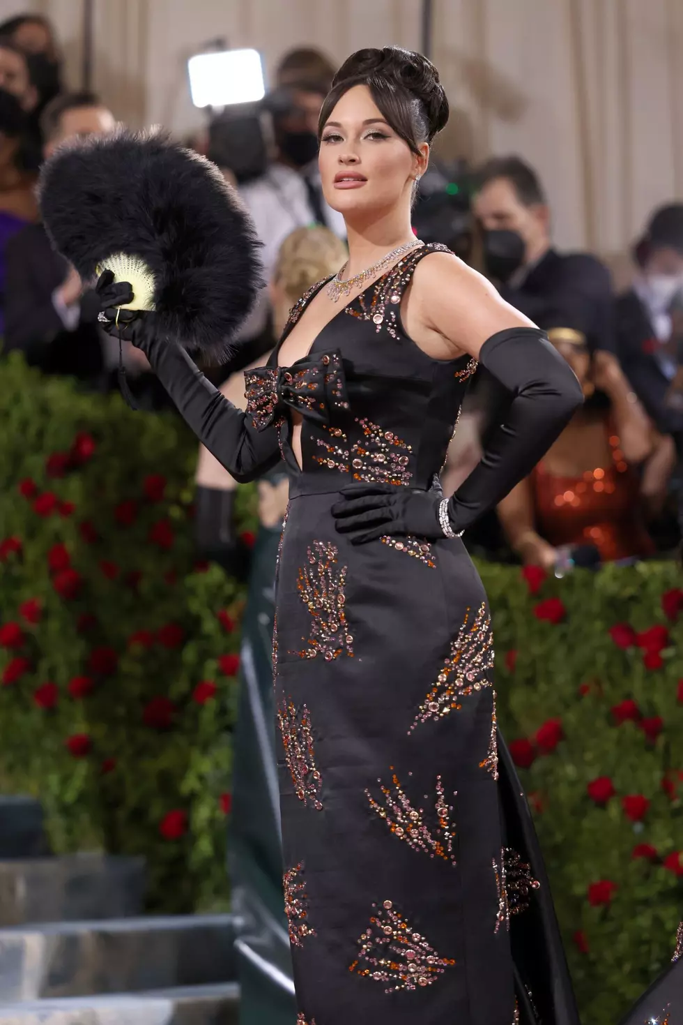 Emma Stone Embodies Flapper-Era Glamour at the Met Gala 2022: Photo 4752548, 2022 Met Gala, Emma Stone, Met Gala Photos