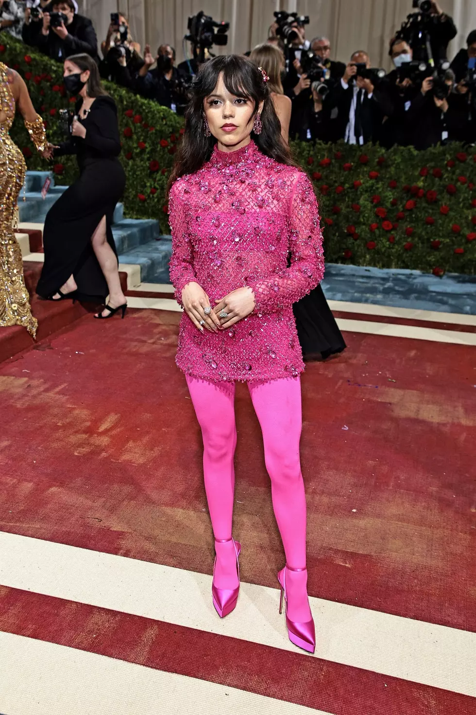 Met Gala 2022 Red Carpet: Emma Stone Embraces 1920s Flapper Girl Avatar to  Leave Fashion Police Impressed!