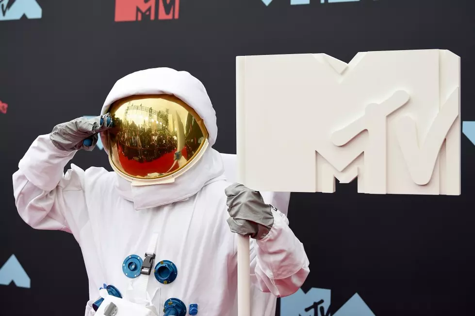 2022 MTV VMAs Winners: See the Full List!